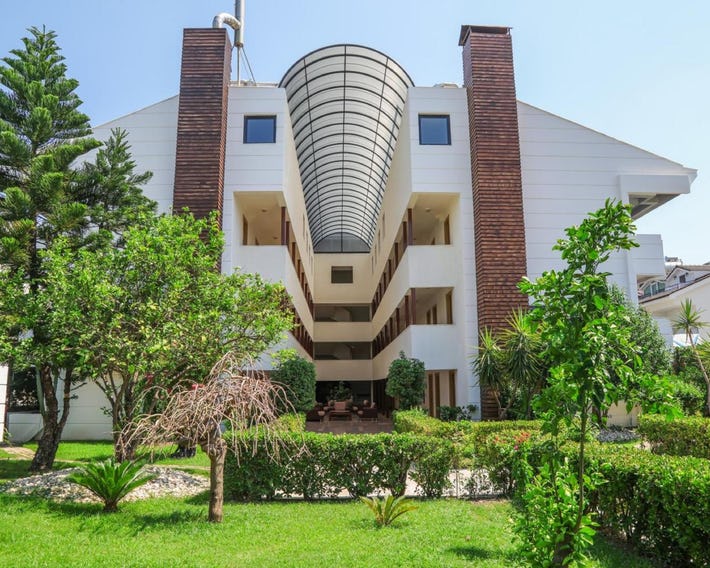 FAME HOTEL