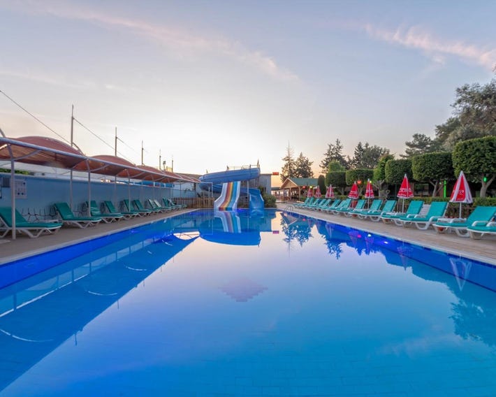Lims Bona Dea Beach Hotel