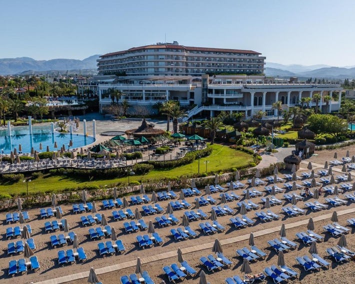 Starlight Resort Hotel
