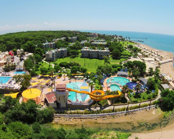 ROBINSON PAMFILYA - All Inclusive