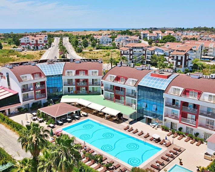 Side Legend Hotel