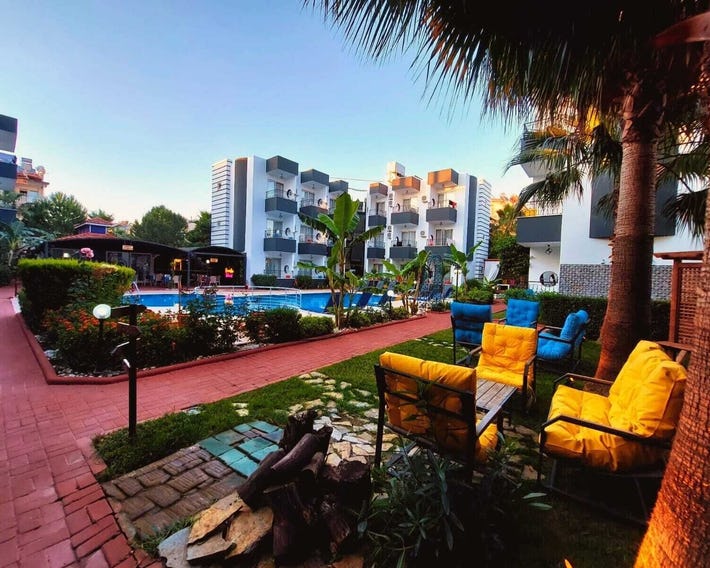 Summer Rose Hotel