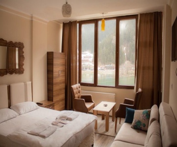 Grand Uzungol Hotel