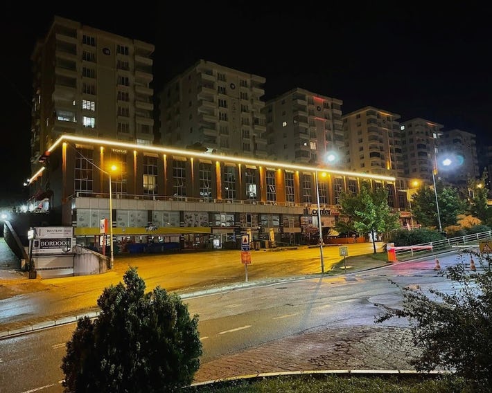 Focus Park Suit Hotel