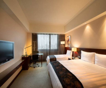 Jen Dow International Hotel