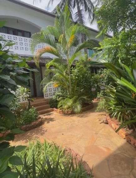 Siri Beach Lodge