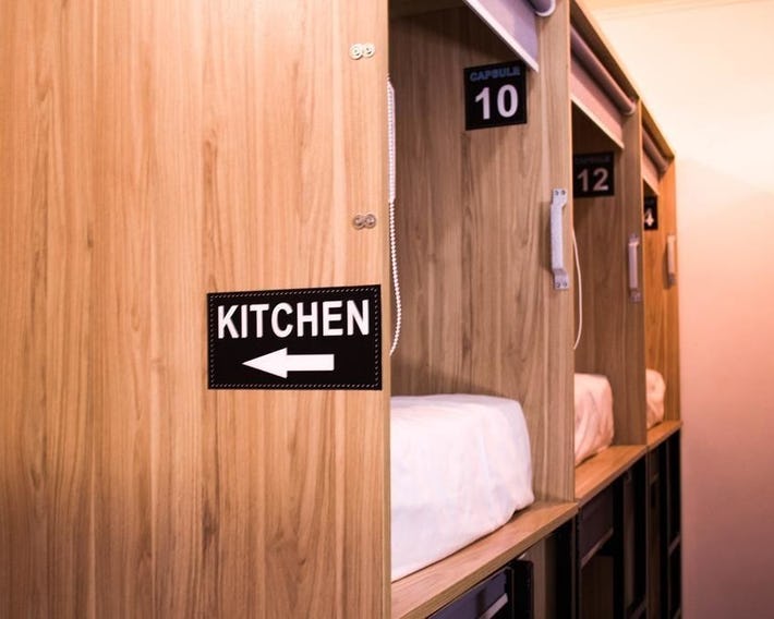 Lounge Capsule Hostel