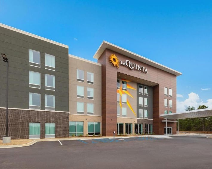 La Quinta Inn & Suites by Wyndham Athens I-65
