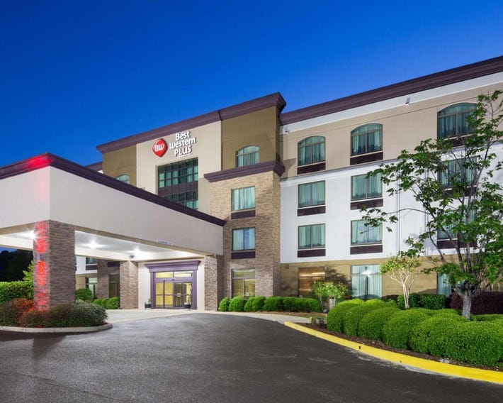 Best Western Plus Birmingham Inn & Suites