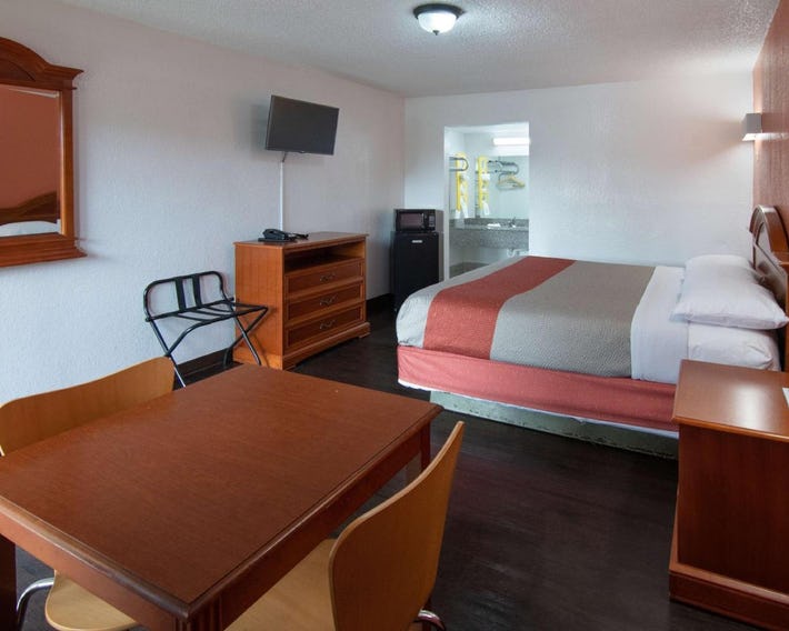 Motel 6-Montgomery, AL - Coliseum