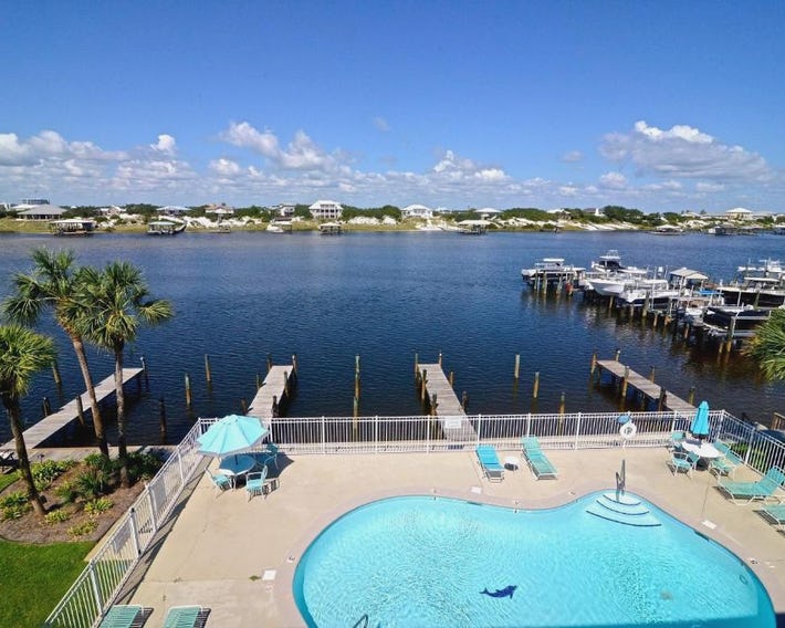 Dolphin Harbor 3C