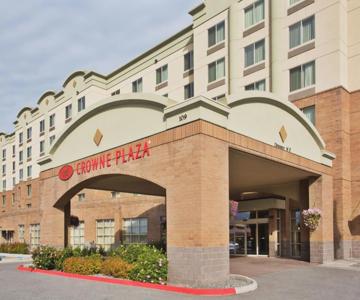 Crowne Plaza Anchorage Midtown