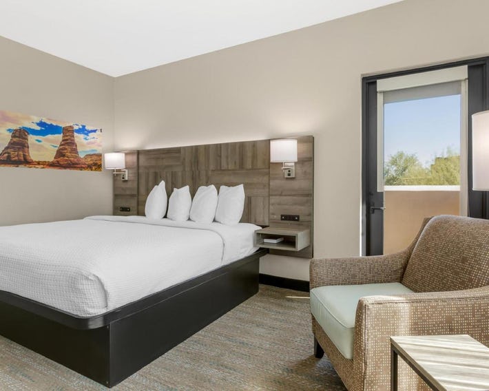 Best Western Plus Executive Residency Phoenix North Happy Valley