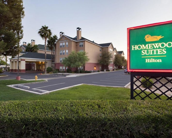 Homewood Suites by Hilton Phoenix-Biltmore