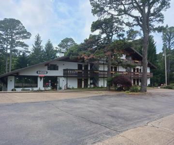 Bavarian Inn Lodge & Restaurant