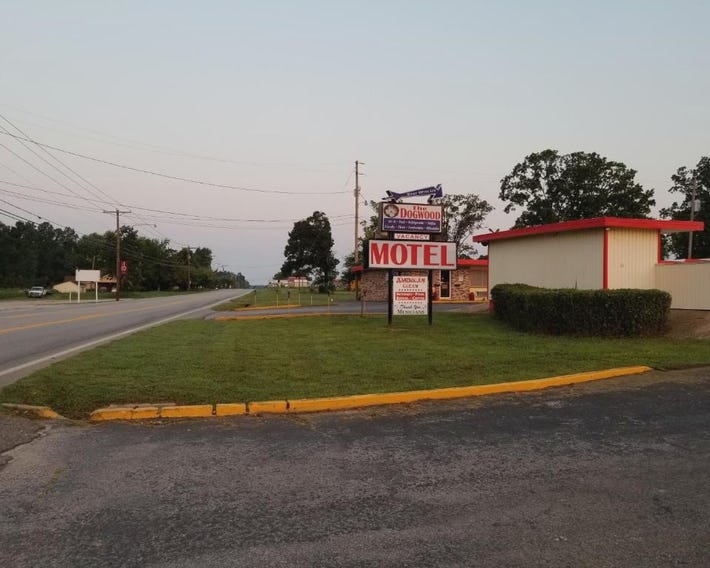 Dogwood Motel