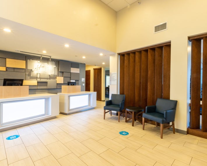 Holiday Inn Express Anaheim West
