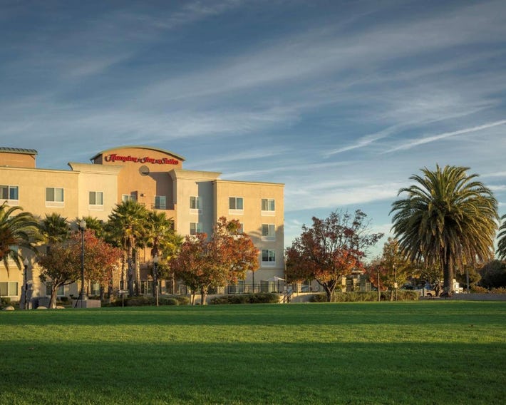 Hampton Inn And Suites Suisun City Waterfront