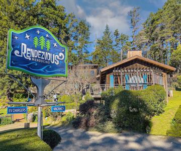 Rendezvous Mendocino