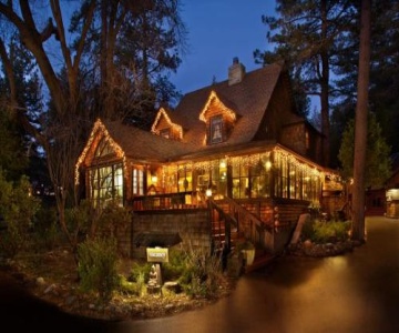 Strawberry Creek Inn Bed & Breakfast