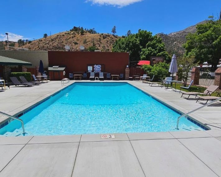 Kernville Inn