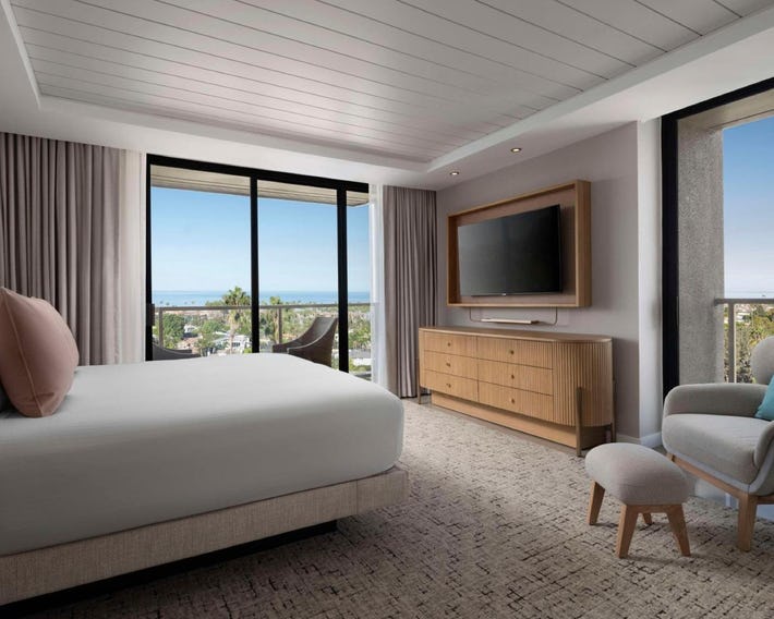 Hotel La Jolla, Curio Collection by Hilton