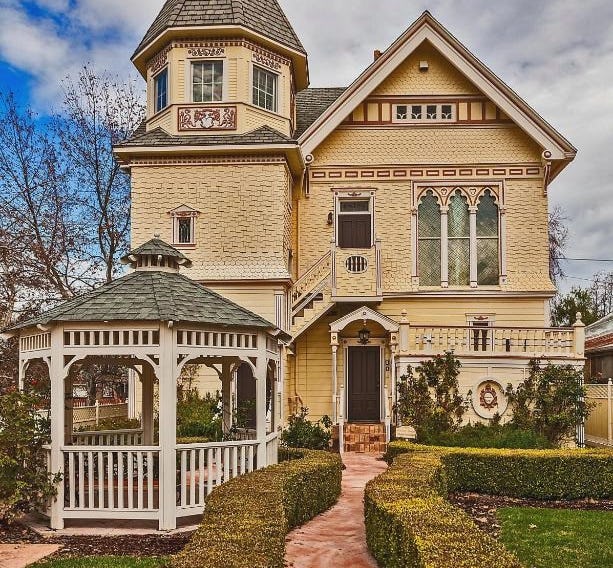 Victorian Mansion Bed and Breakfast Inn
