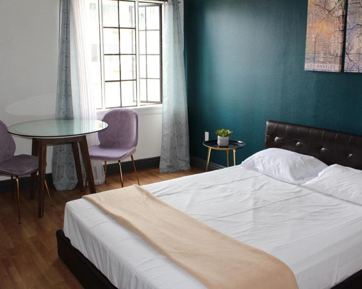 Libra Hotel