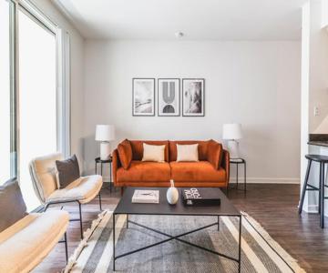 2BD 2BTH Condo 10 Min Walk to Santa Monica Beach