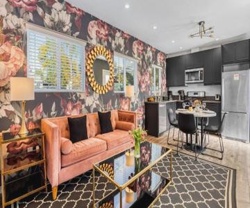 Art Deco by AvantStay