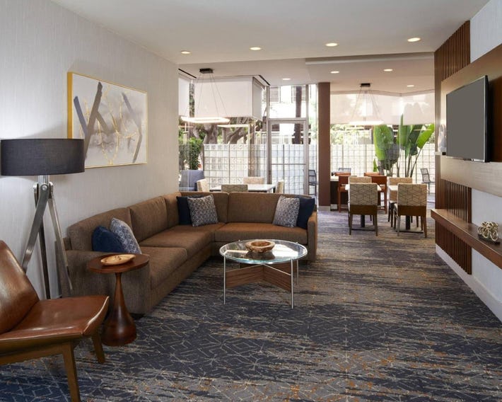 Courtyard by Marriott Los Angeles LAX / Century Boulevard