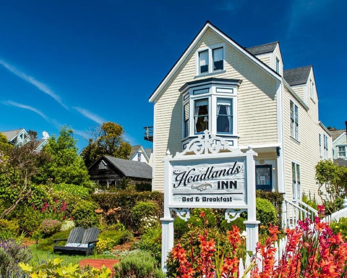 Headlands Inn Bed & Breakfast