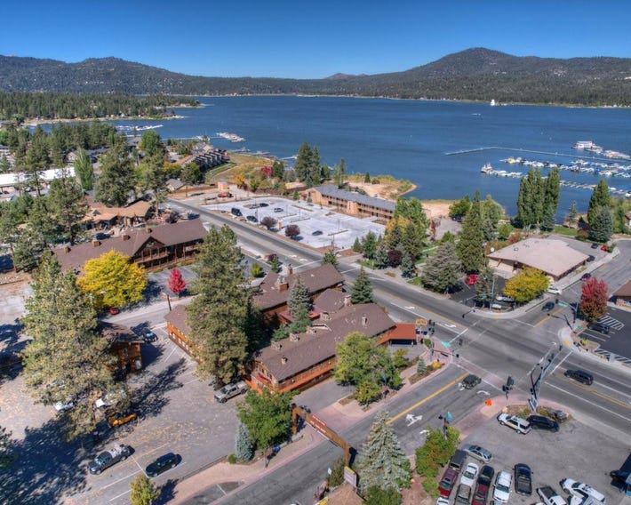 Robinhood Resort