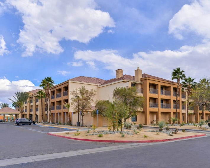 Courtyard Palm Desert