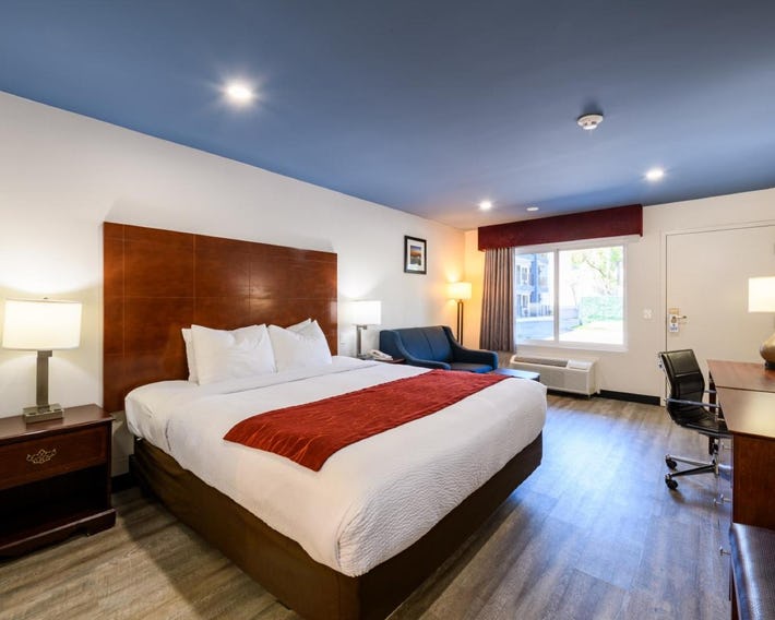 Hyland Inn near Pasadena Civic Center