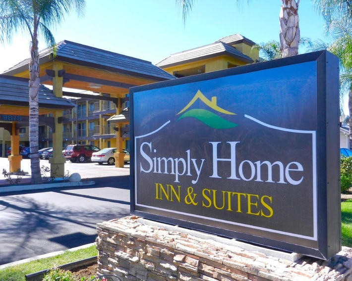 Simply Home Inn & Suites - Riverside