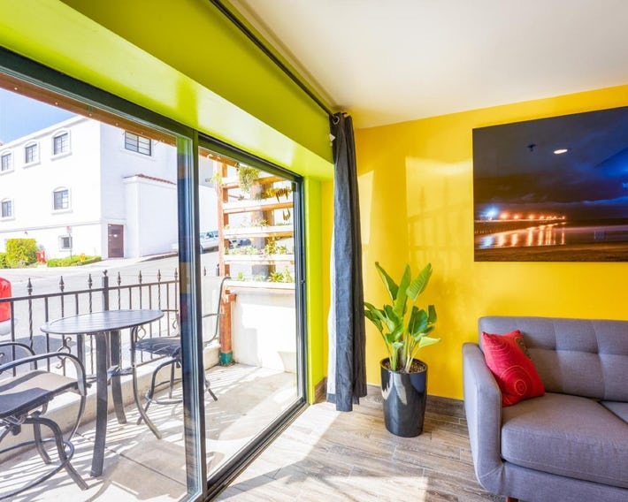 Nomads Hotel