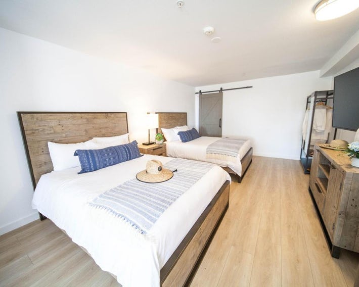 The Surfbreak Hotel