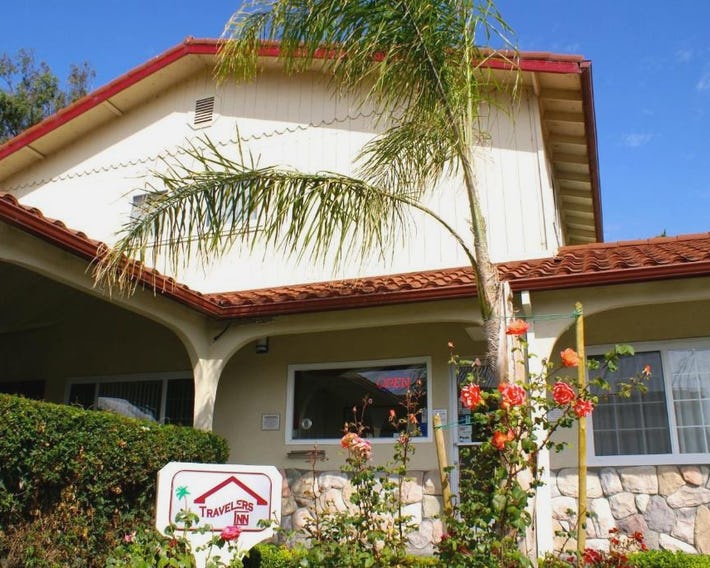 Travelers Inn