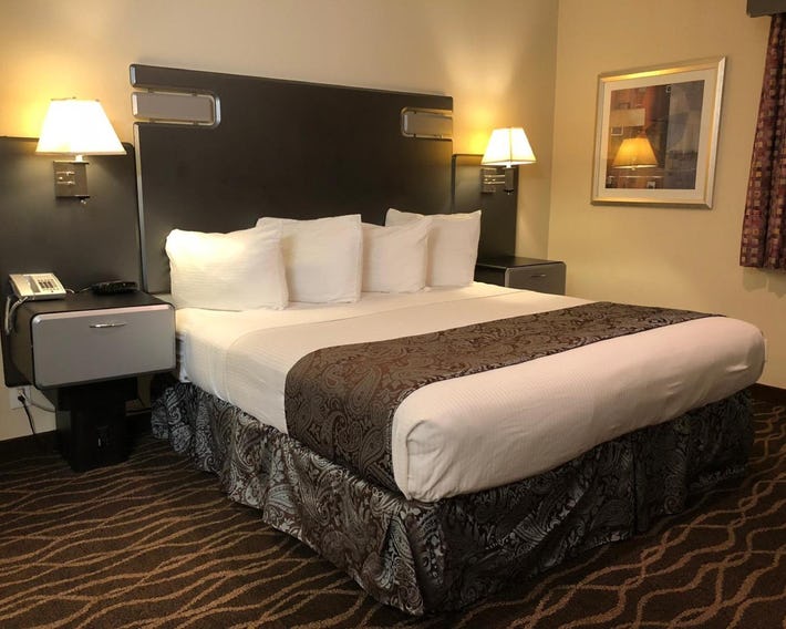 Casa Royal Inn