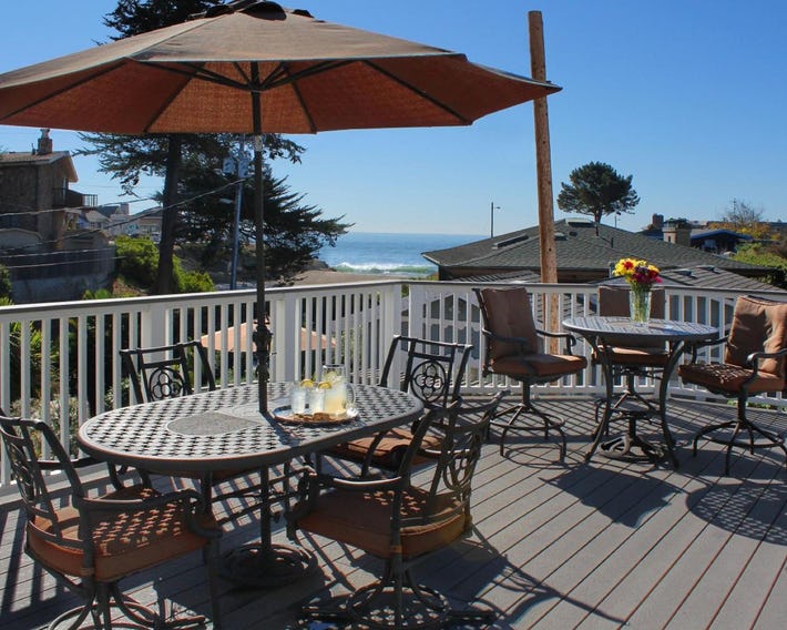 Ocean Echo Inn and Beach Cottages