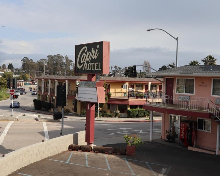 Capri Motel Santa Cruz