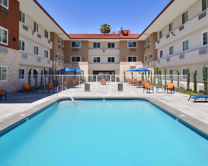 Holiday Inn Express - Santa Rosa North by IHG
