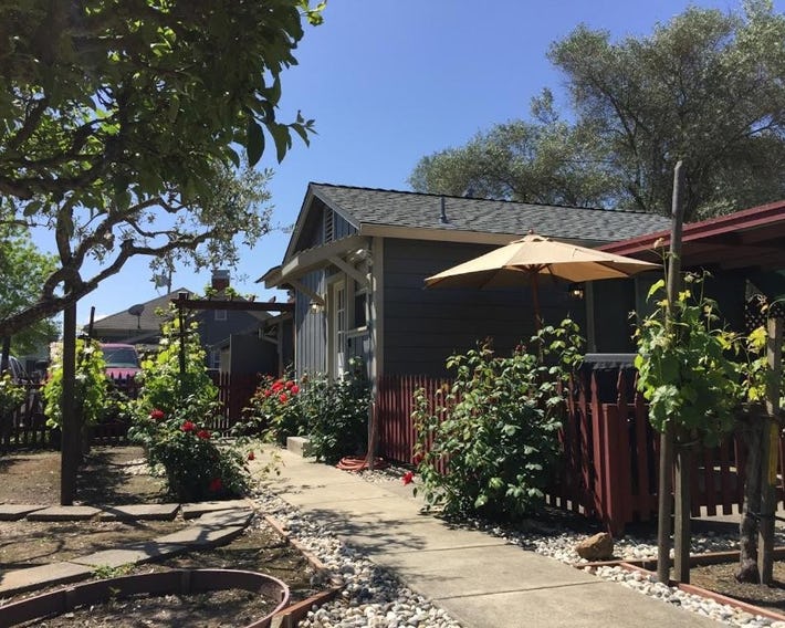 Andrea's Hidden Cottage