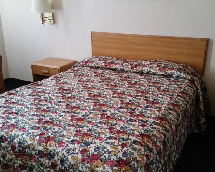 Economy Inn Motel