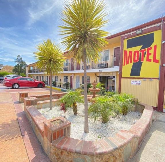Motel 7 - Near Six Flags, Vallejo - Napa Valley