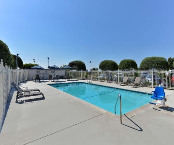 Motel 6 Vista Ca