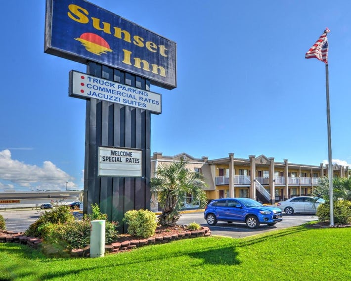 Sunset Inn