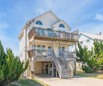 On The Beach - Kitty Hawk, MP 1, Less than 50 Yards to Beach, Ocean View, Pool, Hot Tub, Pets OK