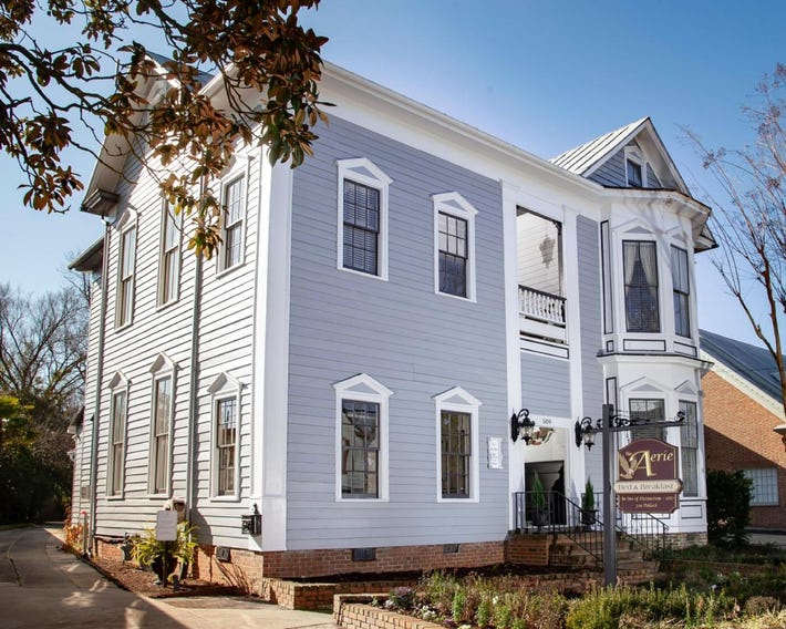 Aerie Bed & Breakfast